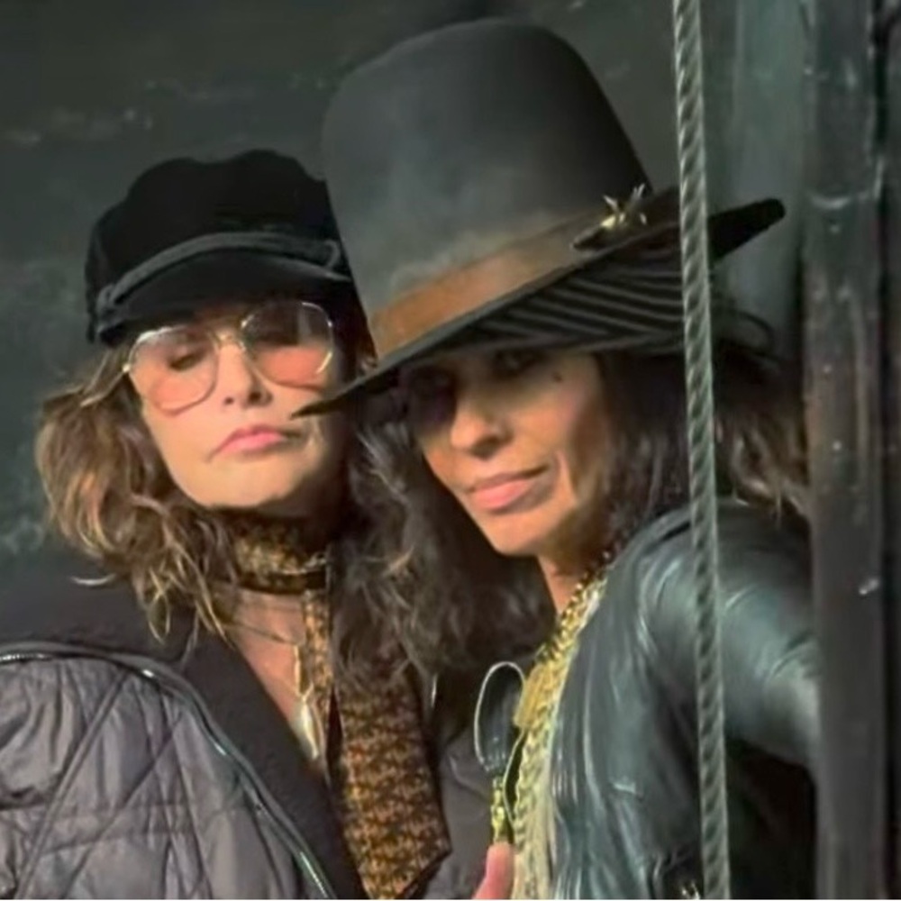 This is Linda Perry.  I make her hats at Wednesday’s Child Studio.